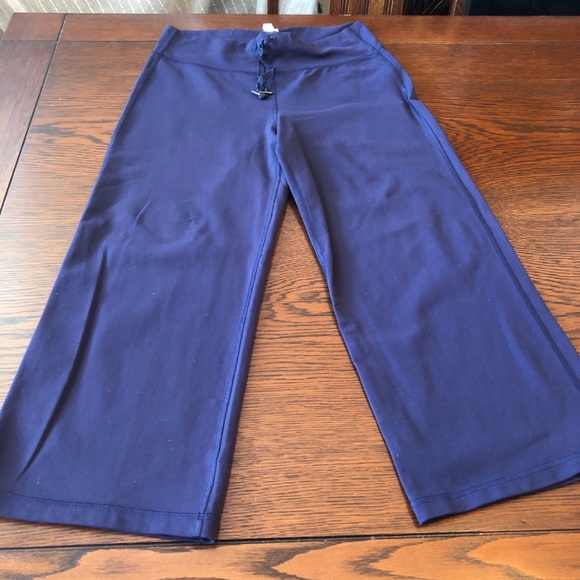 Lululemon Crops - Picture 7 of 7